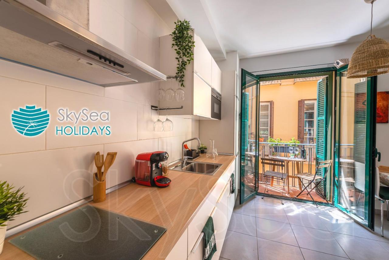 Skysea Holidays City Center Suites Málaga Exterior foto