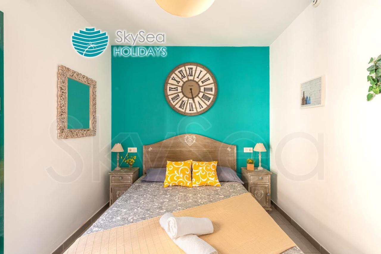 Skysea Holidays City Center Suites Málaga Exterior foto